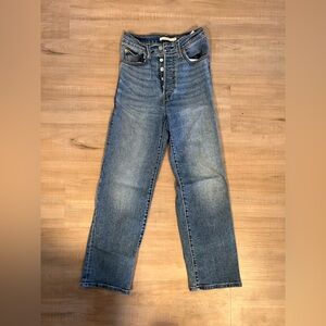Levi's High Rise Blue Jeans
